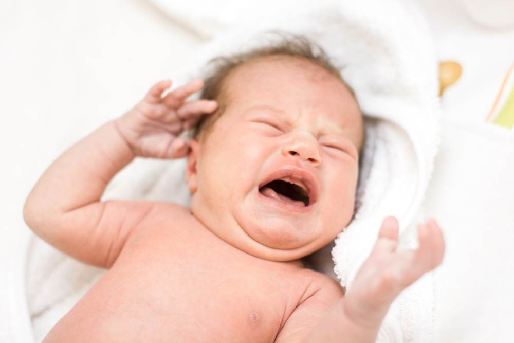 newborn with colic